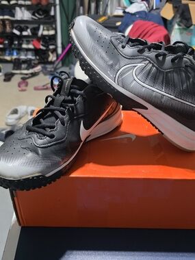 NIKE Alpha Huarache Varsity 4 Turf Baseball Shoes - Size 8.5